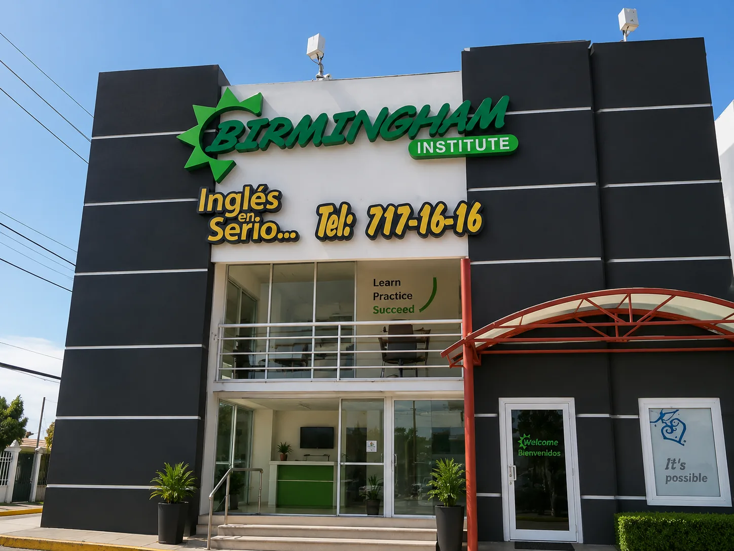 Fachada de la escuela Campestre La Rosita de día