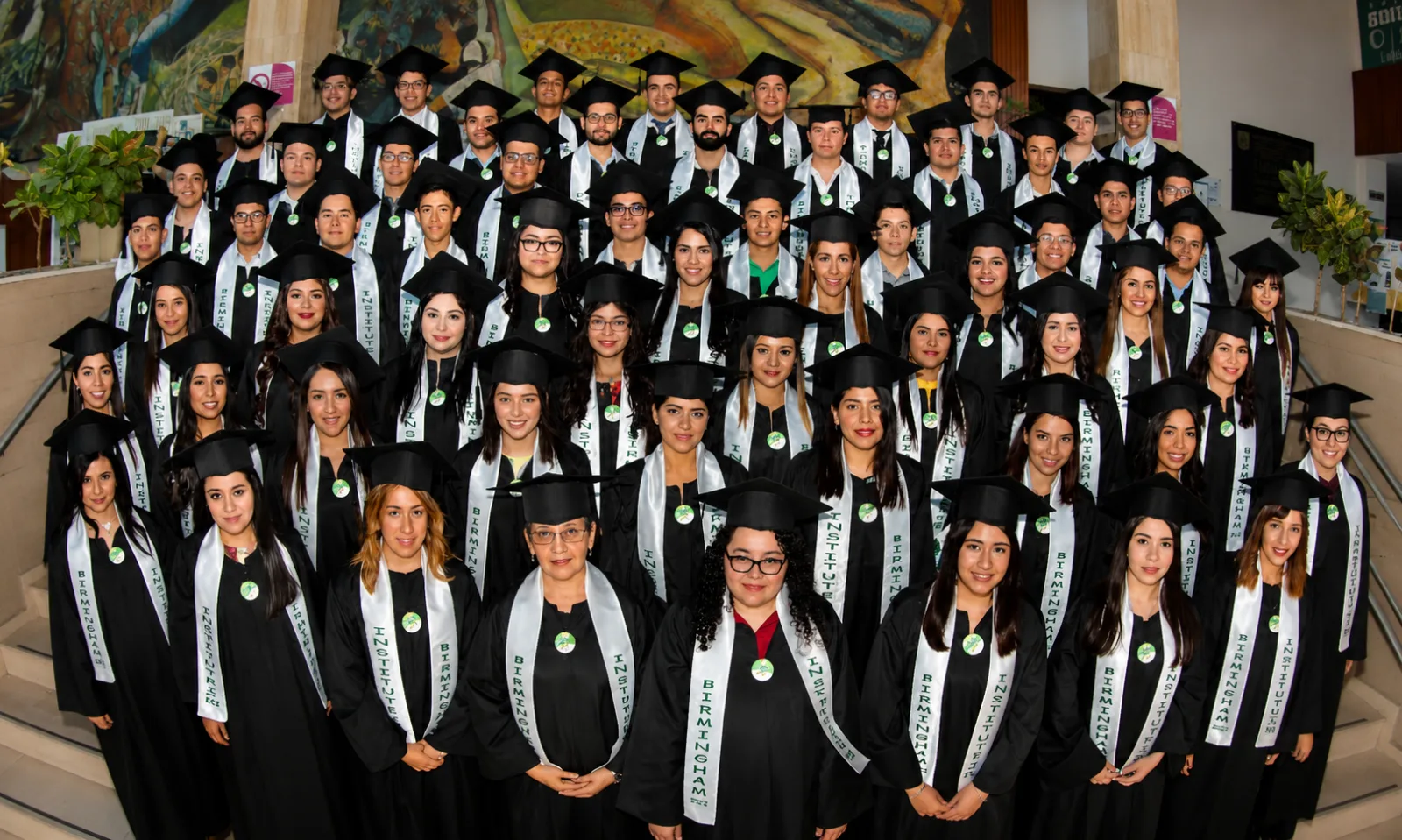Generación de graduados de Campestre La Rosita